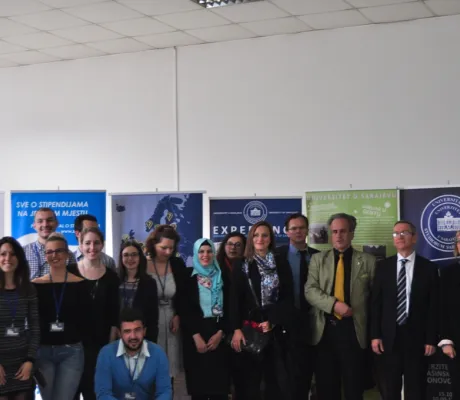 IUS at 6th Scholarship Fair