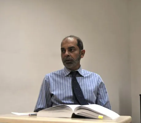 Dr. Amber Haque new visiting professor at IUS