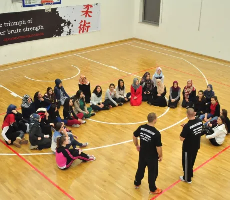 ''Self-defense'' Seminar at IUS