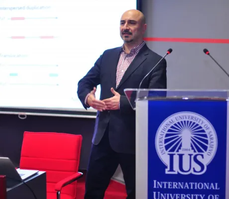 Prof. Dr. Cenk Sahinalp gave a lecture at IUS