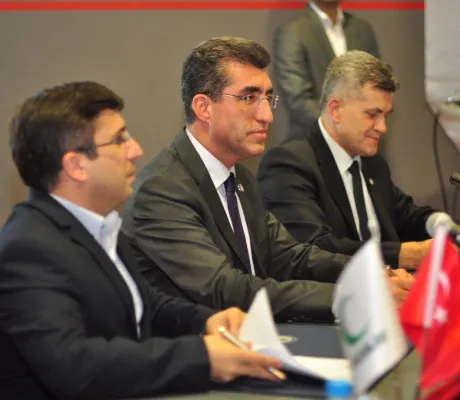 IUS and Turkish Green Crescent Society have signed an Agreement on Cooperation