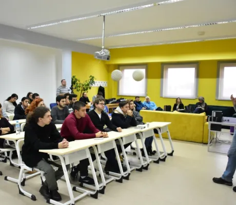 Successful visit to the IUS by the guest lecturer Vedran Fajkovic