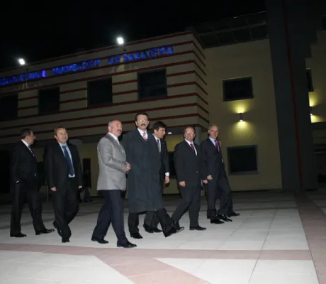 TOBB president H. E. Rifat Hisarcıklıoğlu visits IUS