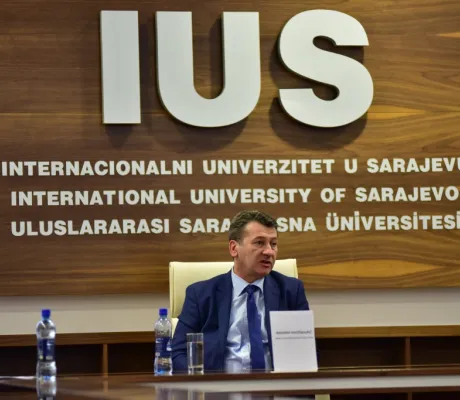 Mr. Ibrahim Hadžibajrić, Mayor of the Stari Grad Municipality, gave a lecture at IUS
