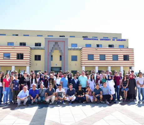 High school students from Eyup Municipality (Republic of Turkey) visited IUS