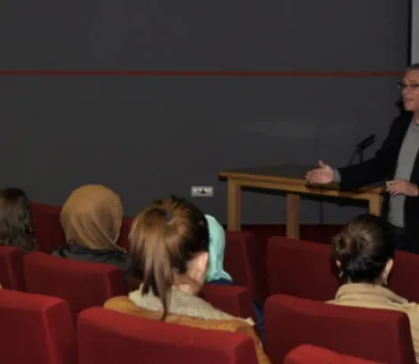 Professor Joseph Lough visited IUS