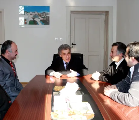 Turkish Ambassador visits IUS