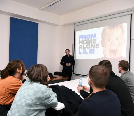 Prominent graphic designer Haris Jusović holds a guest lecture at IUS 