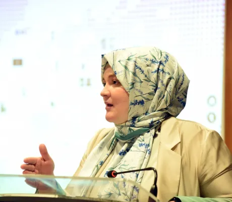 IUS welcomes ELS students back to campus