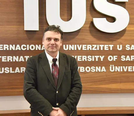 Prof. Ognjen Riđić