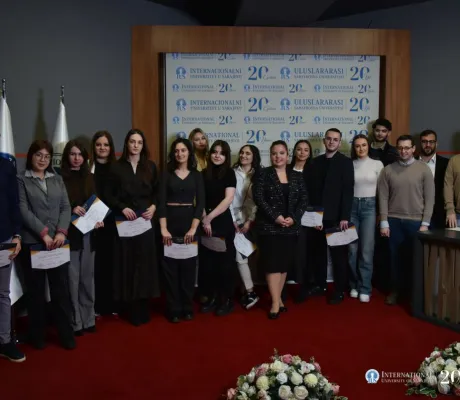 FLW Awards Dean’s Honor List 