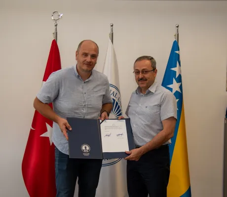 IUS and Kodeks d.o.o. Sign MoU 