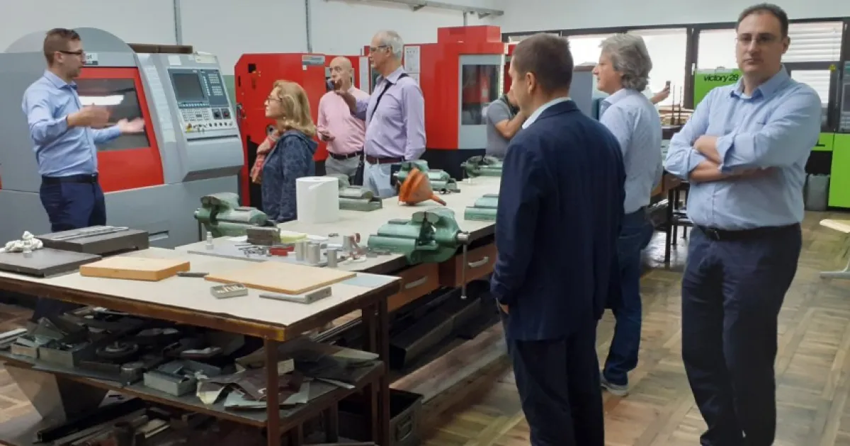 “Modelling Educational Robot”: The New Erasmus + KA2 Project