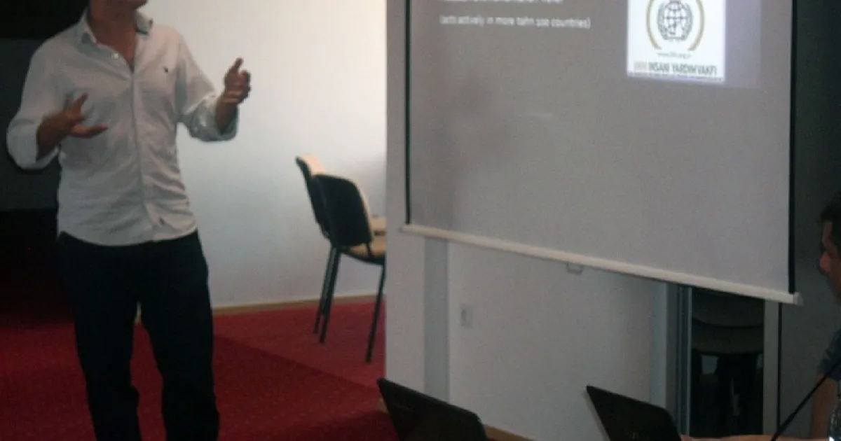 IUS students attend to CNS summer school 