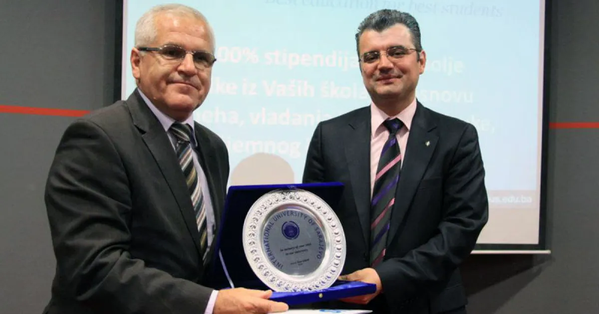 Dodjela stipendija za najbolje učenike srednjih škola