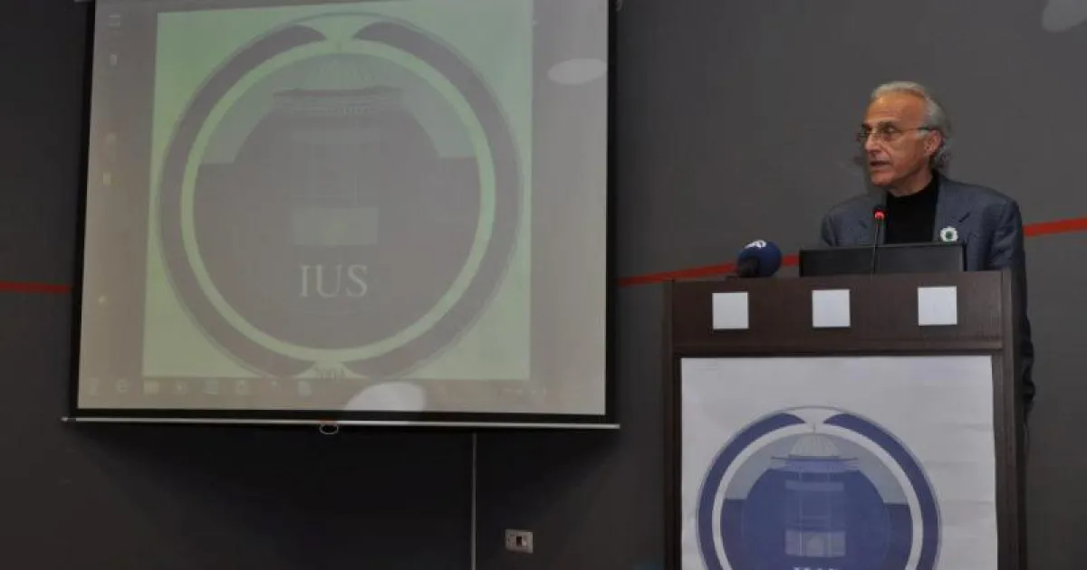 John L. Esposito gave a lecture at IUS