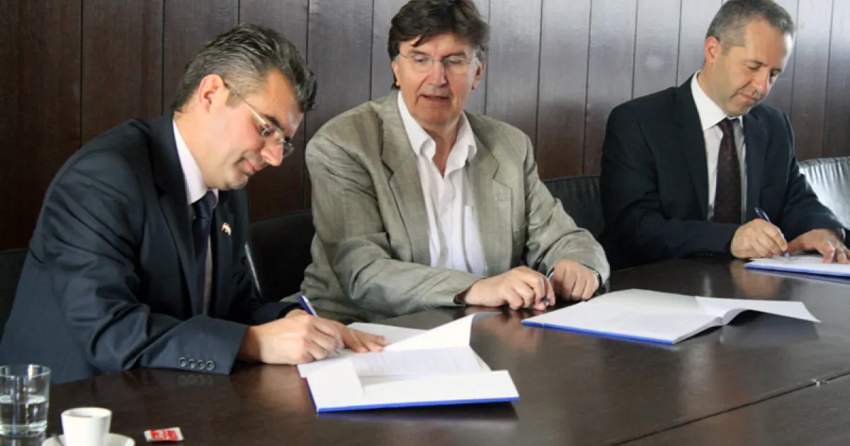 Memorandum of Understanding between three universities