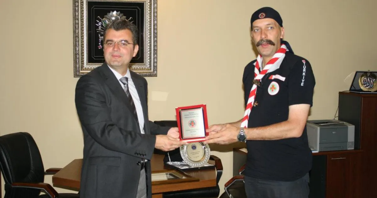 Turkish scouts visit IUS