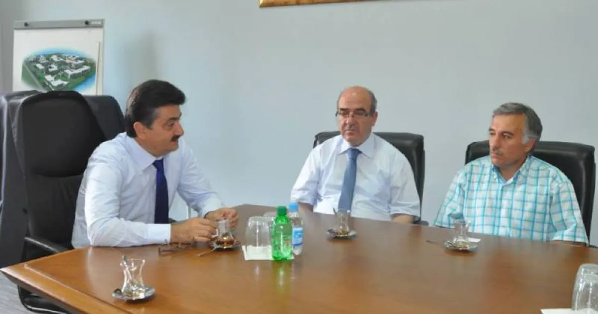 Prof. Dr. Şaban Çalış visited the International University of Sarajevo (IUS)