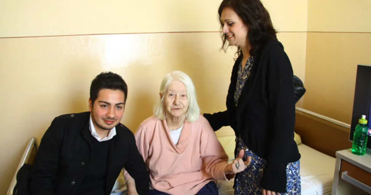 IUS Öğrencilerden Boşnak Darülacezesine Ziyaret