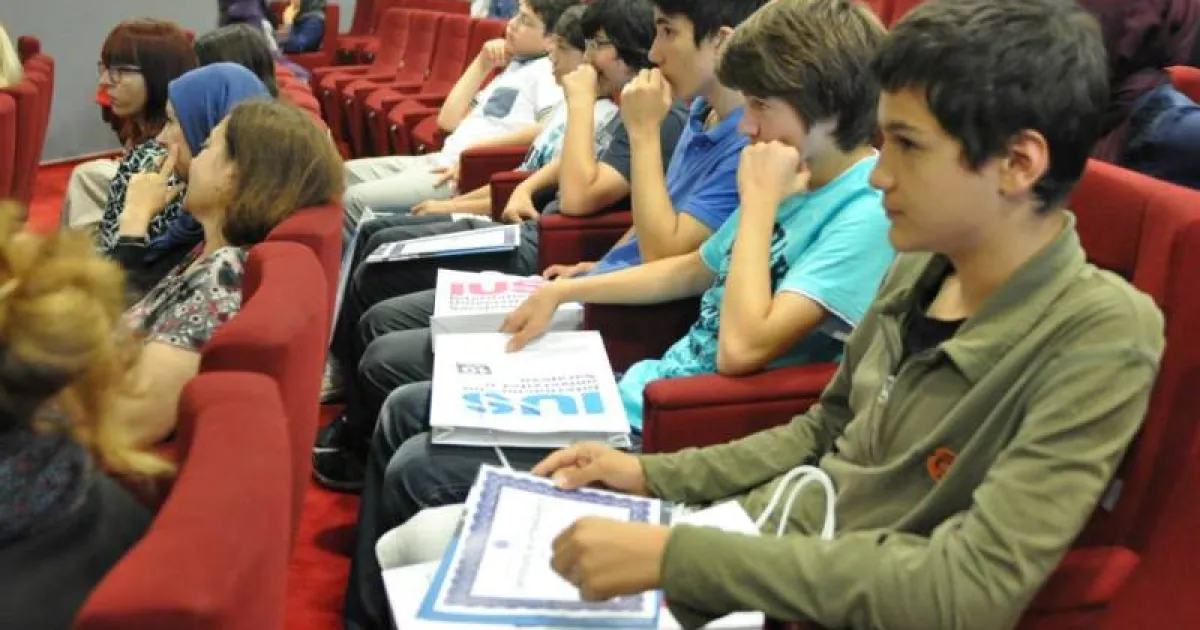 ELS awarded students with certificates for successful completion of ELS Summer School