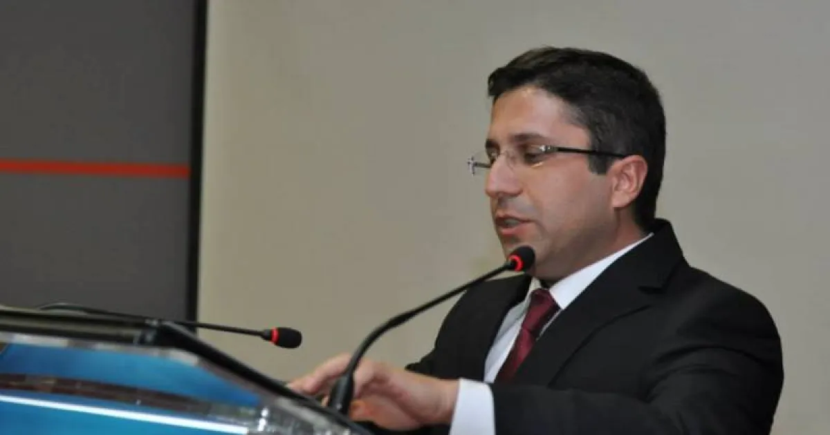 Prof. Dr. Yücel Oğurlu appointed as new Rector of IUS