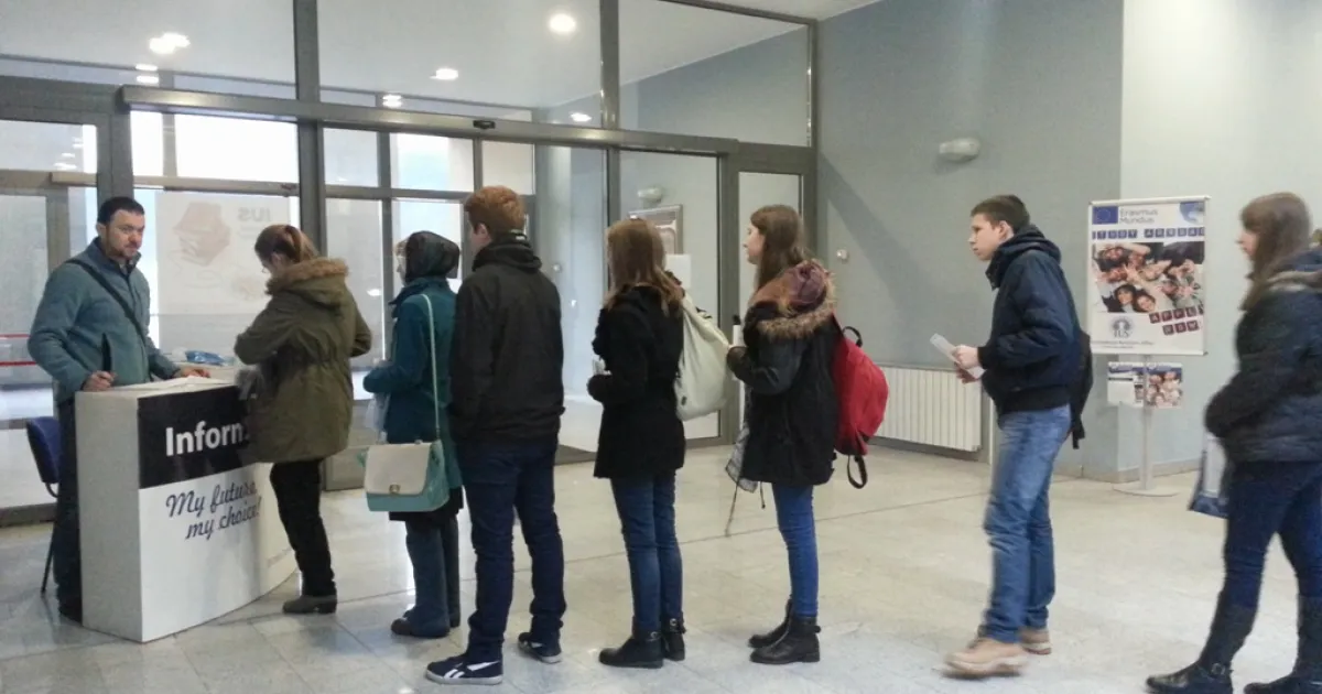 SAT testing at IUS-u