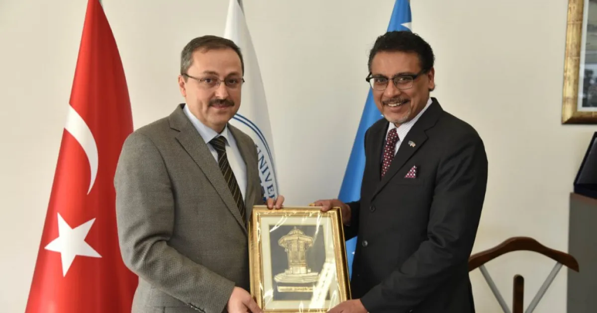 IUS signed the MoU with the Binary University of Management & Entrepreneurship (BUME), Malaysia