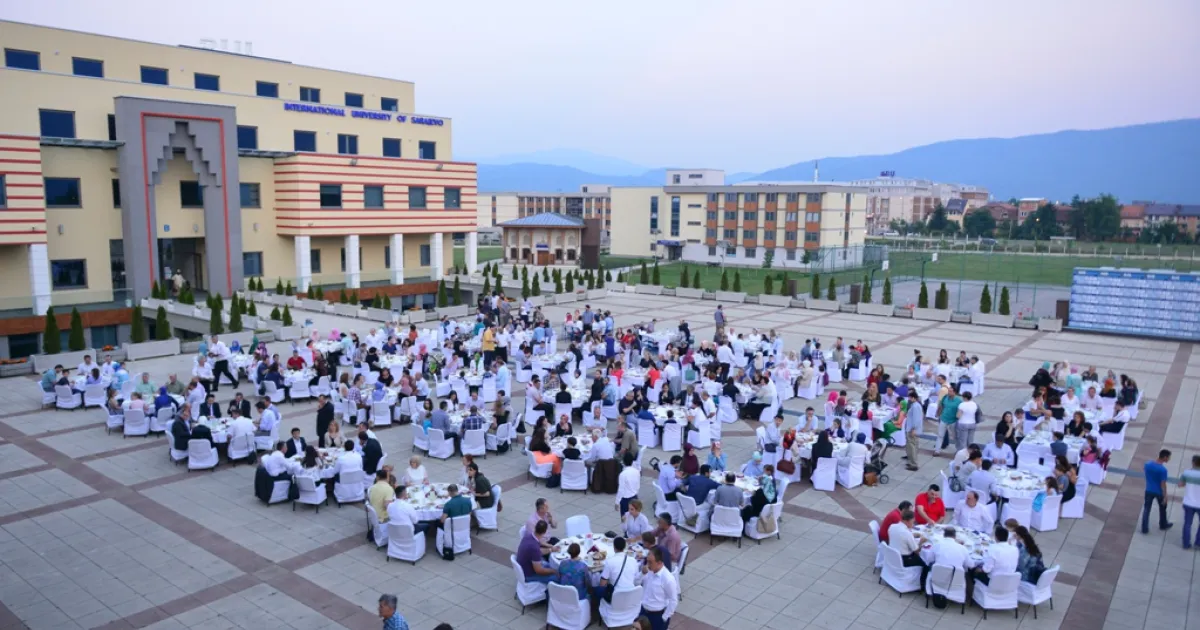 More than 300 guests at the Iftar