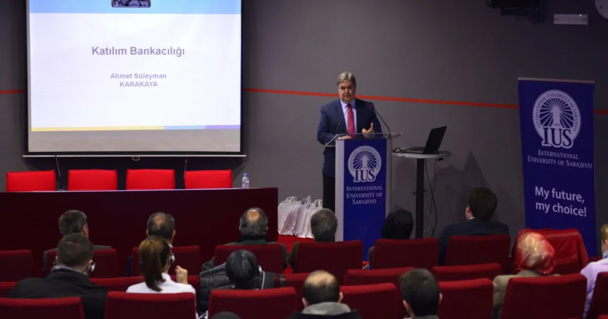 Seminar about banking system held at IUS