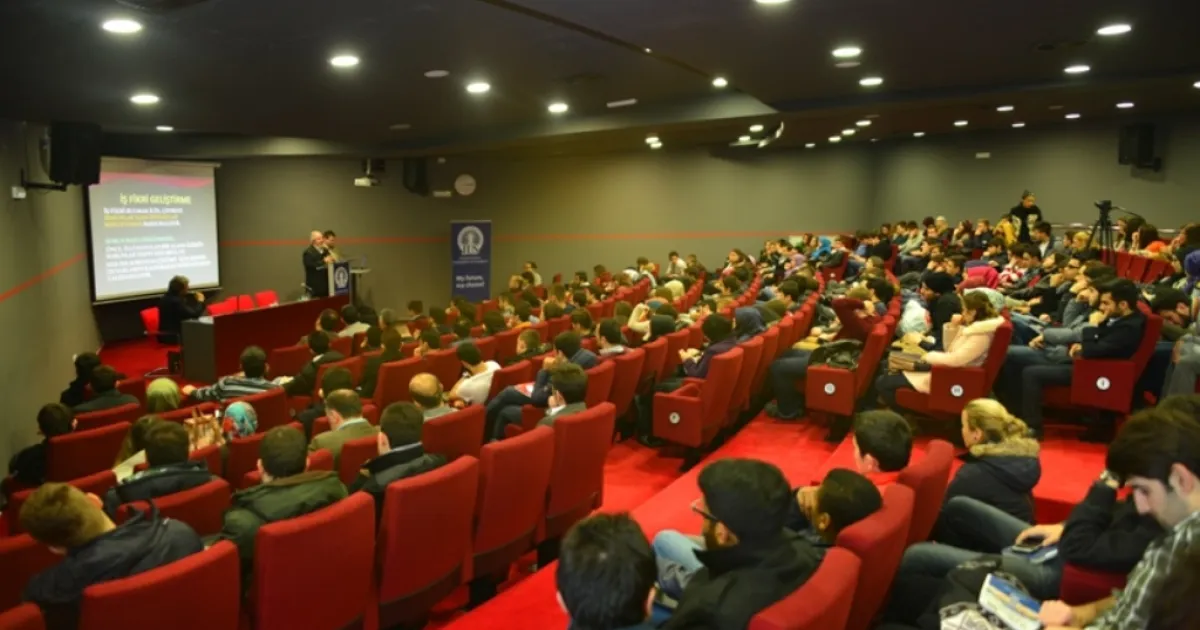 Erhan Erken gave a lecture at IUS