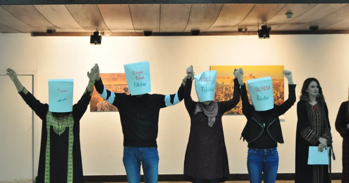 EMSA, IUS Performance club and VACD student Sara Tayyip at the opening of Palestinian Days of Culture