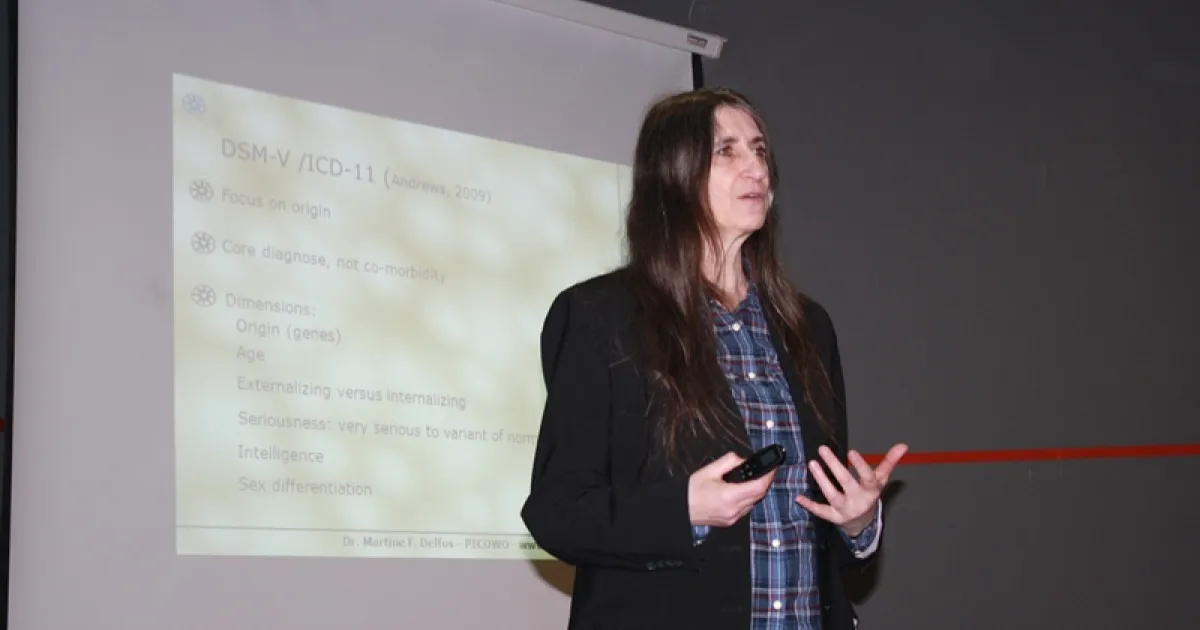 Visiting professor Delfos gives lecture on Psychological disorders