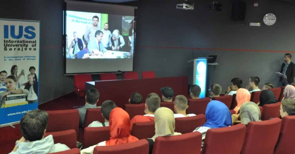 Students of Bosnian origin from USA visited IUS