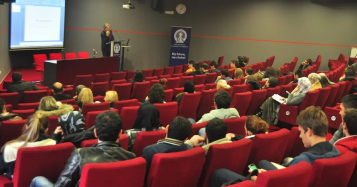 Do Wo/Man Suffer Because of Wo/Man