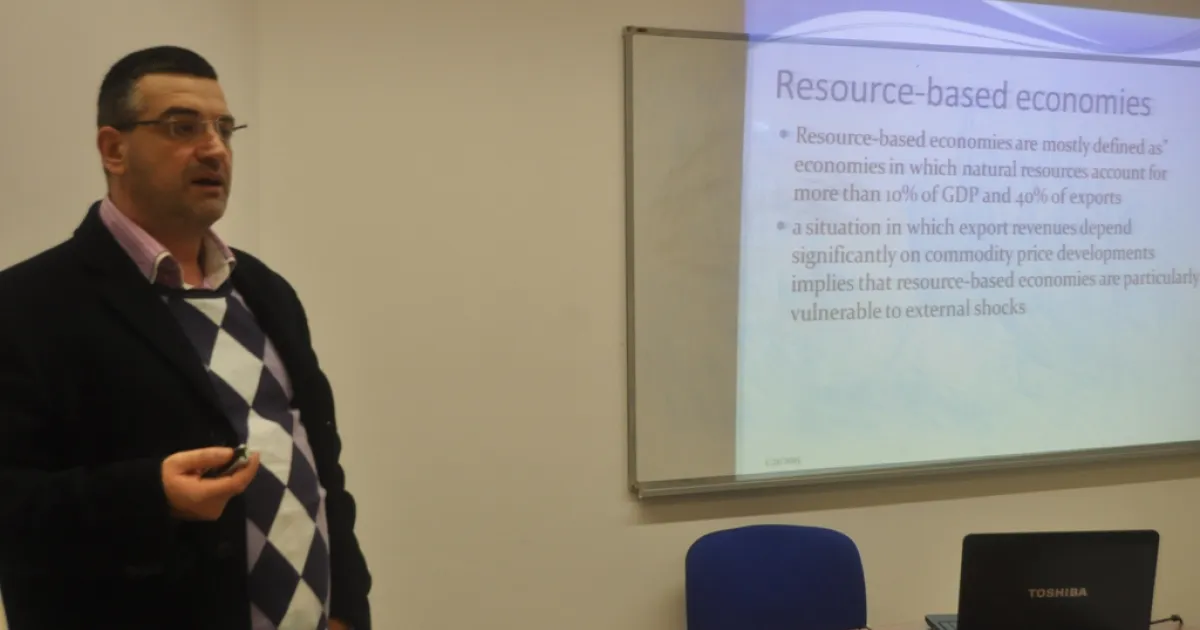 Moving towards a Knowledge-based Economy: Challenges for Transition Countries