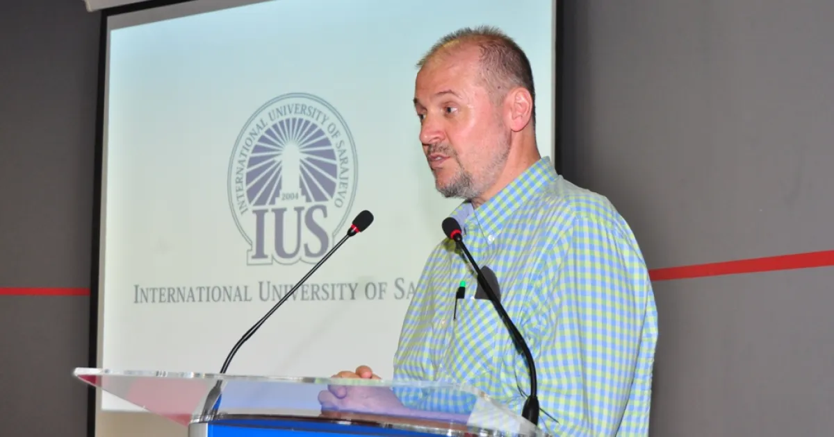 Diaspora High school students at IUS