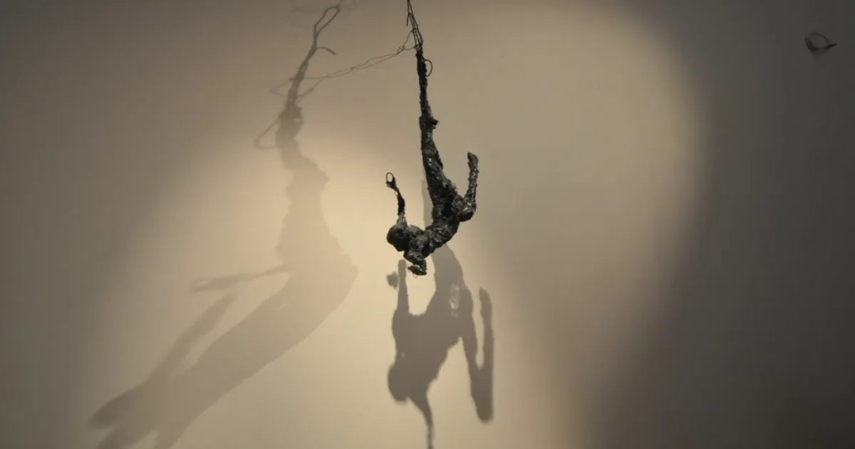 Exhibition of sculptures Roman Sulejmanpašić at IUS