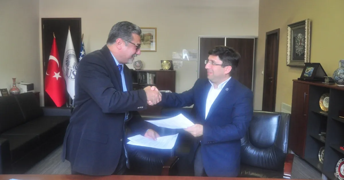 Former Minister of Pakistan visited IUS