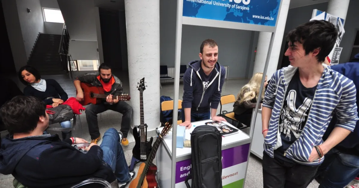 IUS student clubs promotion