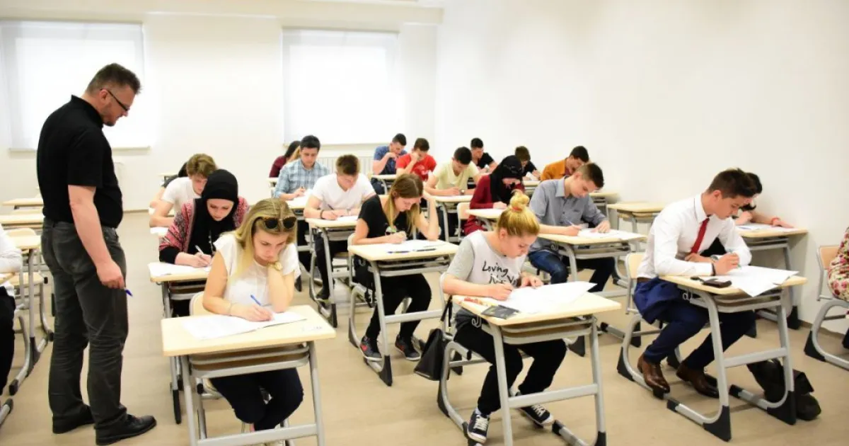  RIGHT NOW: II testing for scholarship due to great interest for studying at IUS