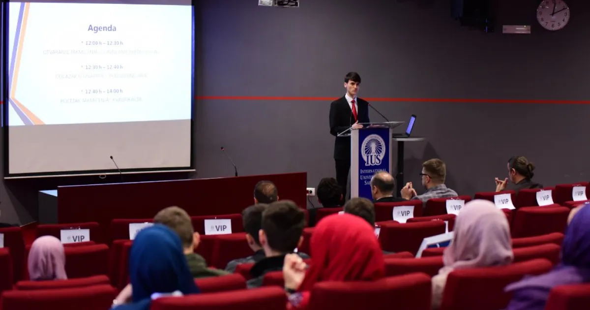 IUS organized Rhetoric Competition “Let’s Talk” for high school students