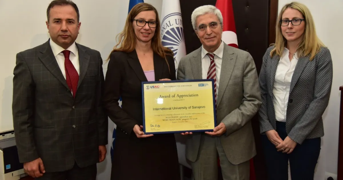 IUS received the Award of Appreciation