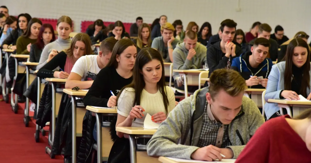 IUS Scholarship – A Chance for Bright Future