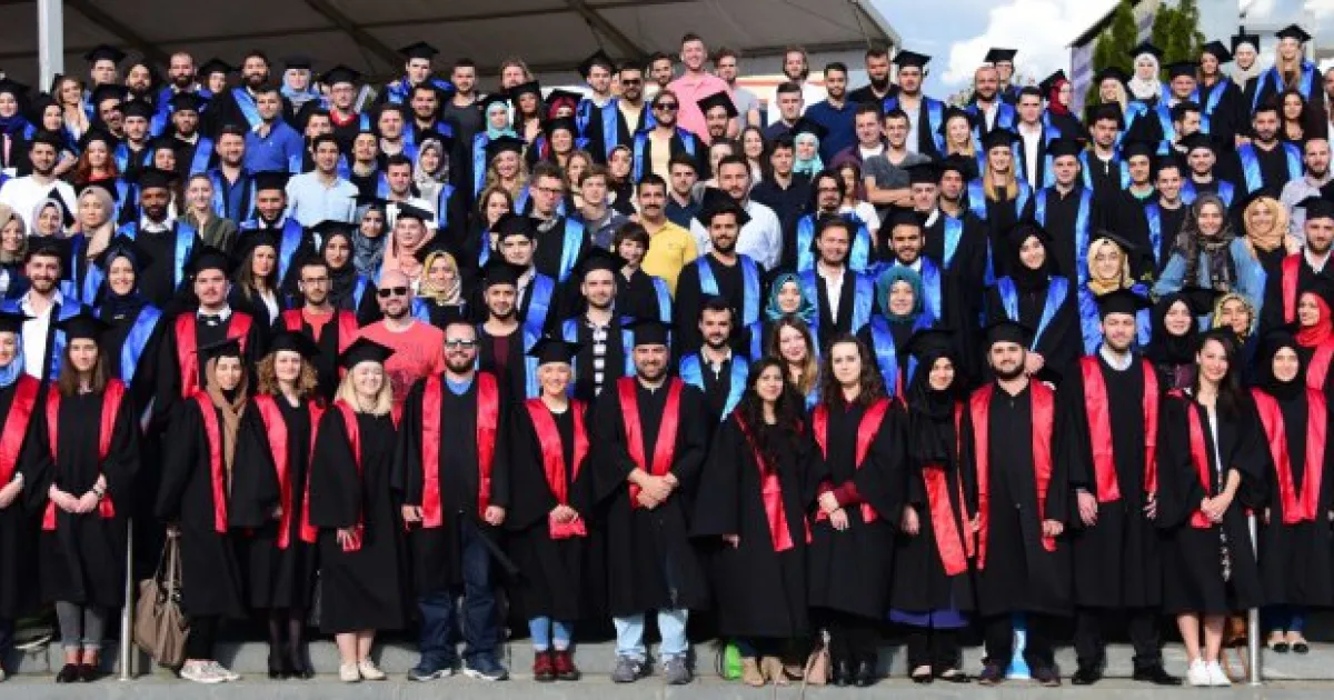 IUS Promoted the 8th Generation of Graduates