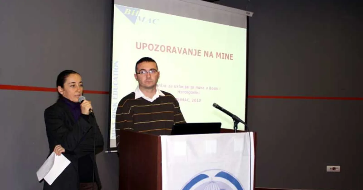 Seminar on landmines for new students
