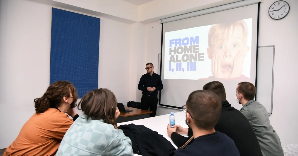 Prominent graphic designer Haris Jusović holds a guest lecture at IUS 