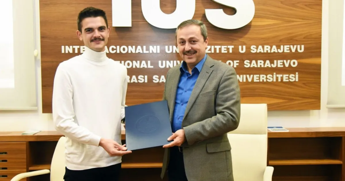IUS and Homework HUB Sign a Memorandum of Cooperation 