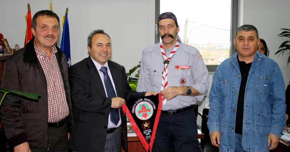 Turkish scouts visit IUS