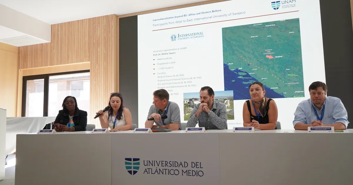 Prof. Teparić Represents IUS at UNAM